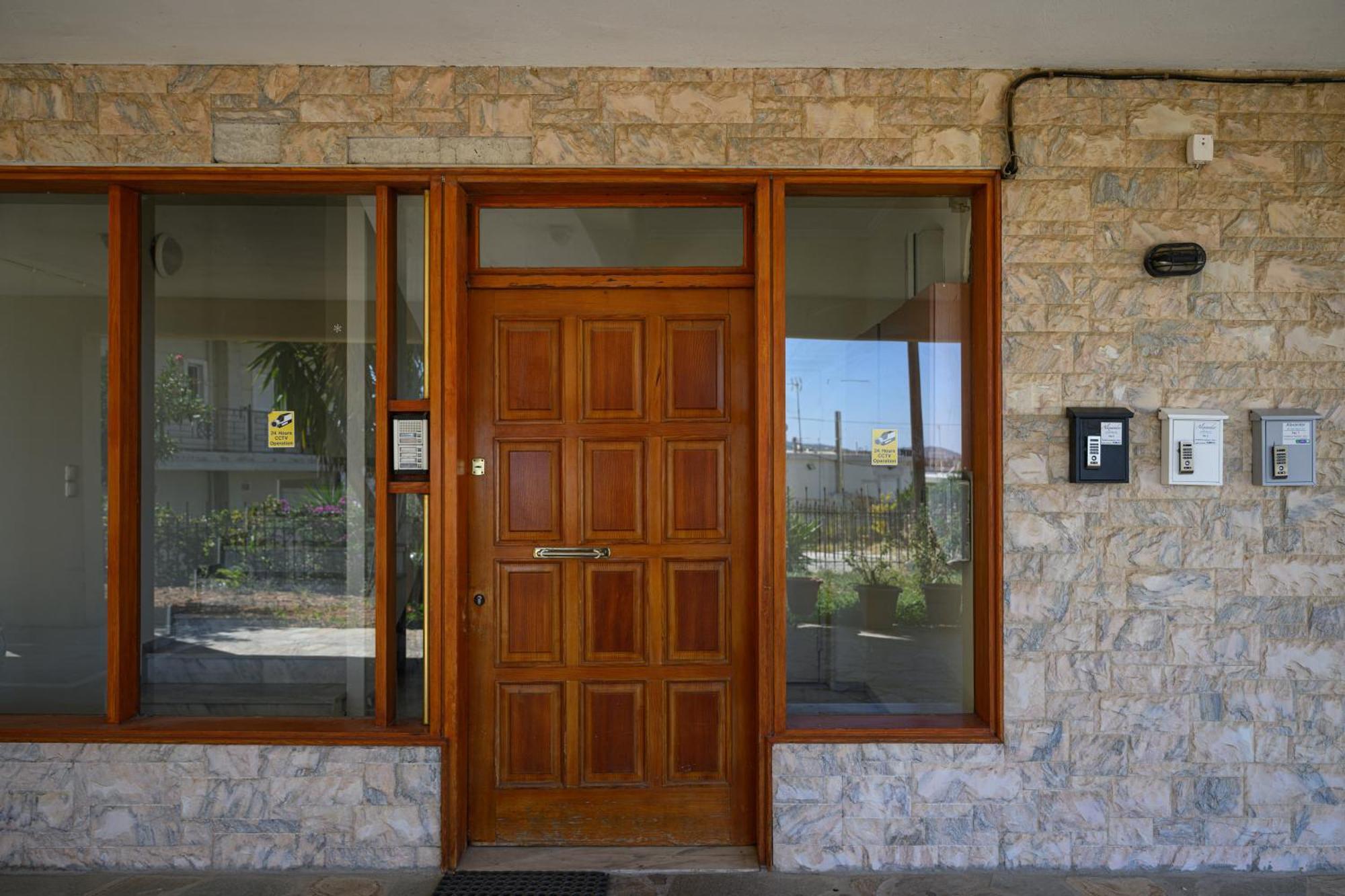Alexander Apartments Airport Спата Экстерьер фото
